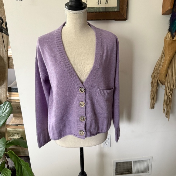 Lisa Todd Women's Purple Cashmere Cropped Cardigan Sweater M - Picture 1 of 6